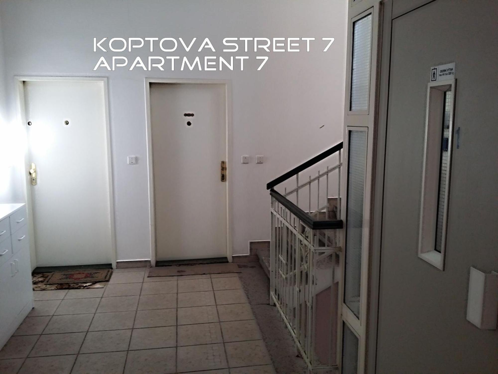 Holiday Apartments Karlowe Wary Zewnętrze zdjęcie