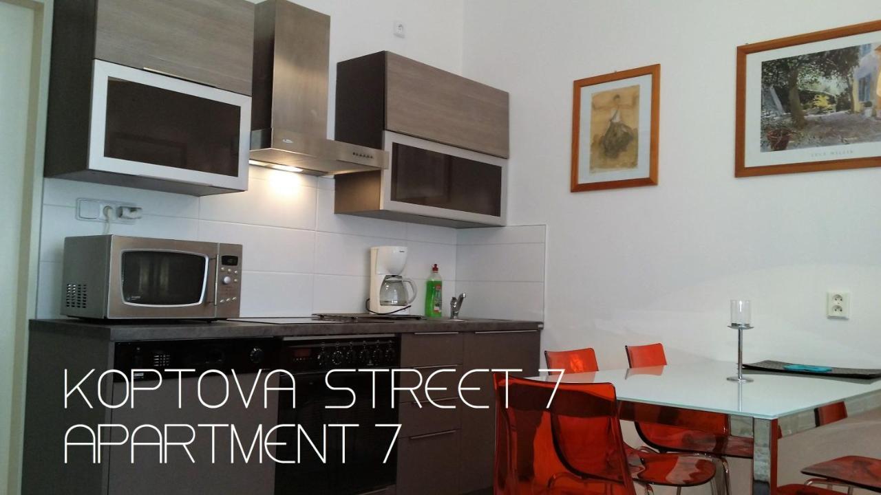 Holiday Apartments Karlowe Wary Zewnętrze zdjęcie